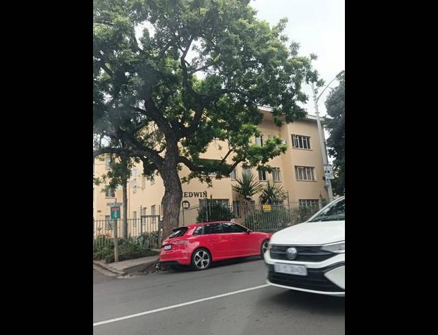 2 BEDROOM PROPERTY TO RENT IN GLENWOOD